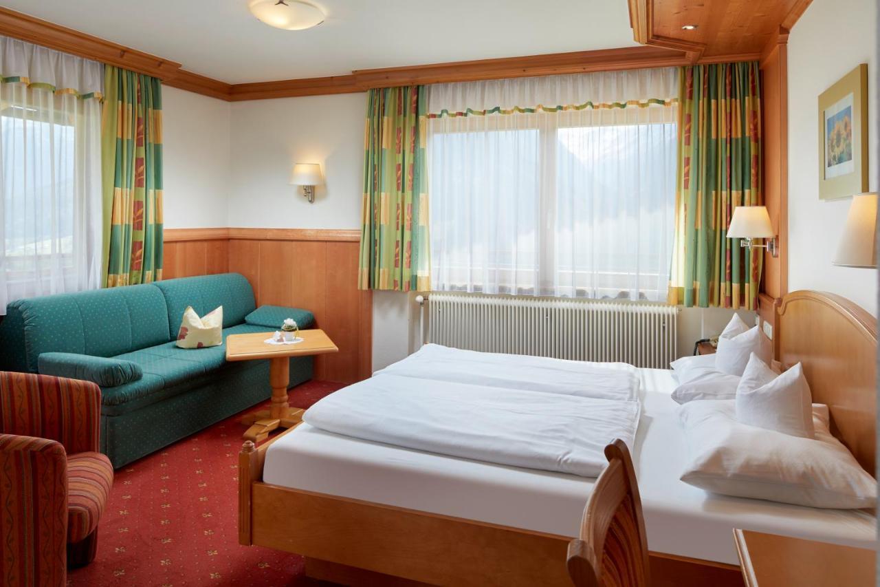 Hotel Gasthof Abelhof Neukirchen am Großvenediger Room photo